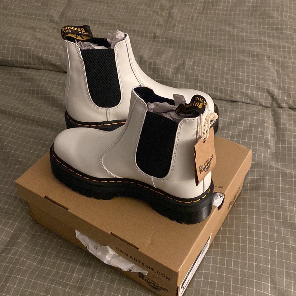 Doc Martens 2976 Quad True Leather White Boots.